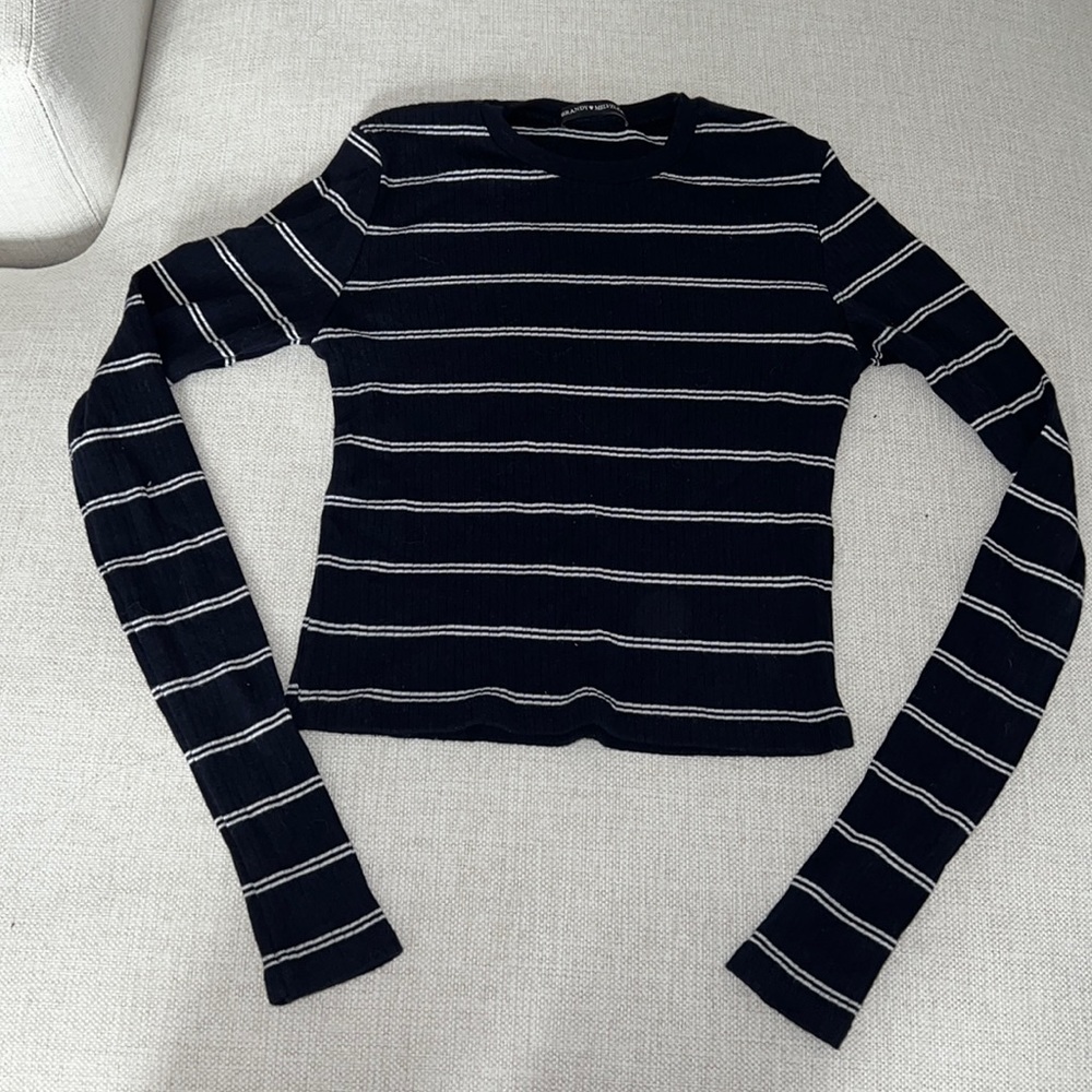 Brandy Melville Cropped Long Sleeve Striped Tee